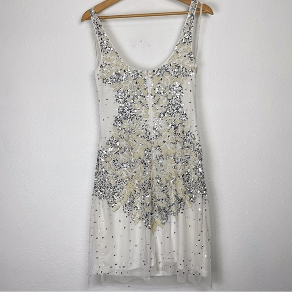 Adrianna Papell Mini Bridal Sleeveless Scoop Neck Beaded Sheath Dress | Sz. 12 - Picture 10 of 16